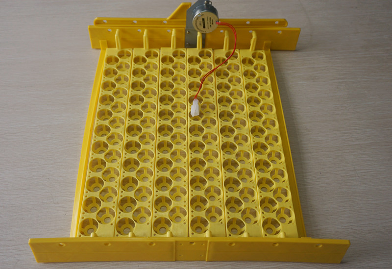 Poultry Spare Parts 132 Bird Q - огляд і ціна Quail Egg Incubator
